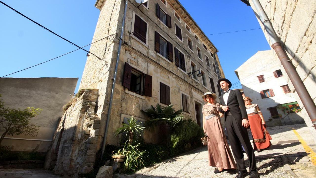 Studio Apartman Galerija Buzet Dış mekan fotoğraf